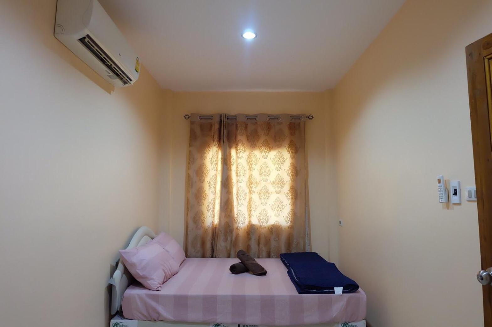 Thippawan Bungalow Ko Si Chang Luaran gambar