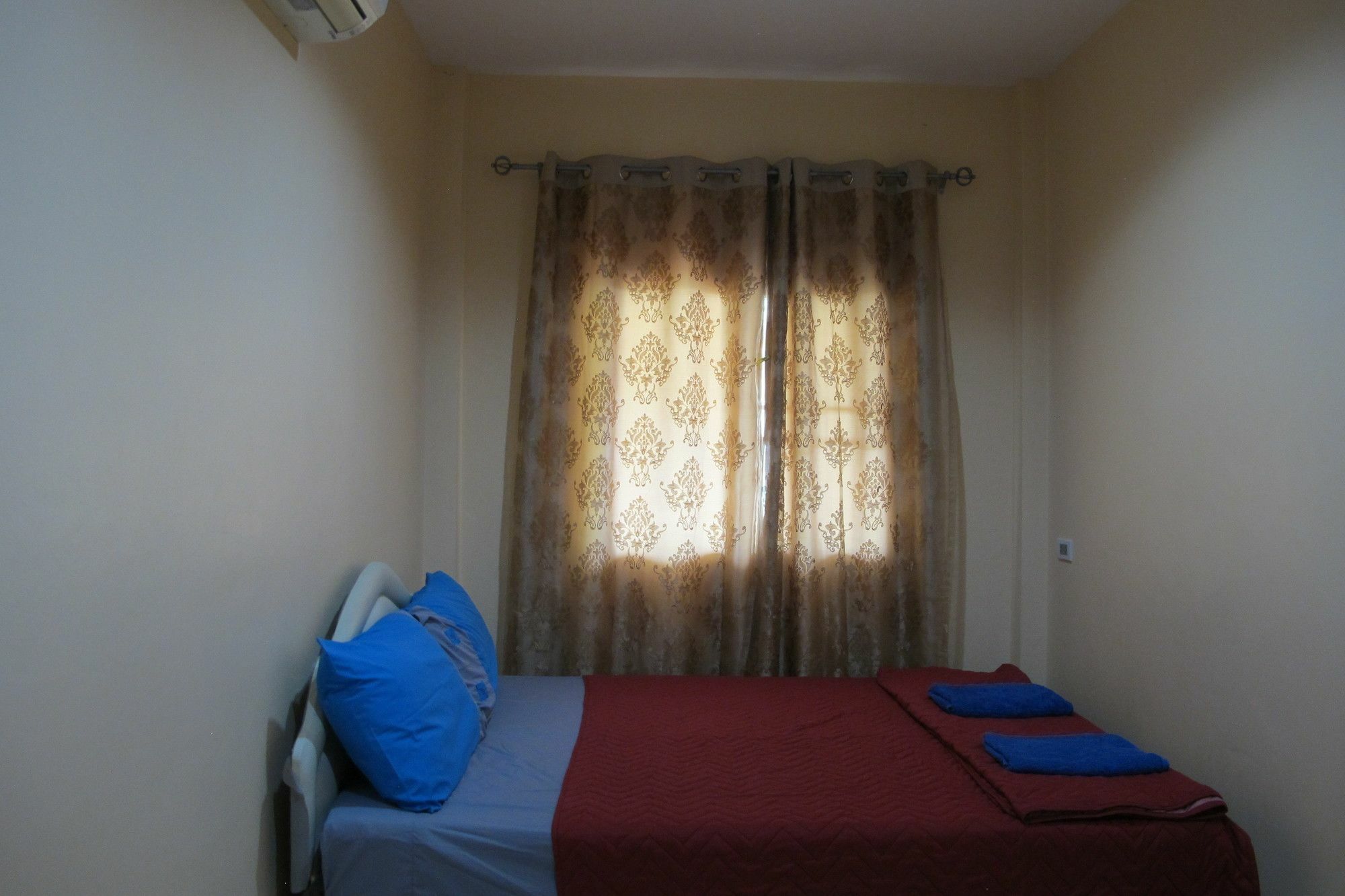 Thippawan Bungalow Ko Si Chang Luaran gambar