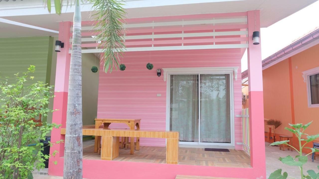 Thippawan Bungalow Ko Si Chang Luaran gambar