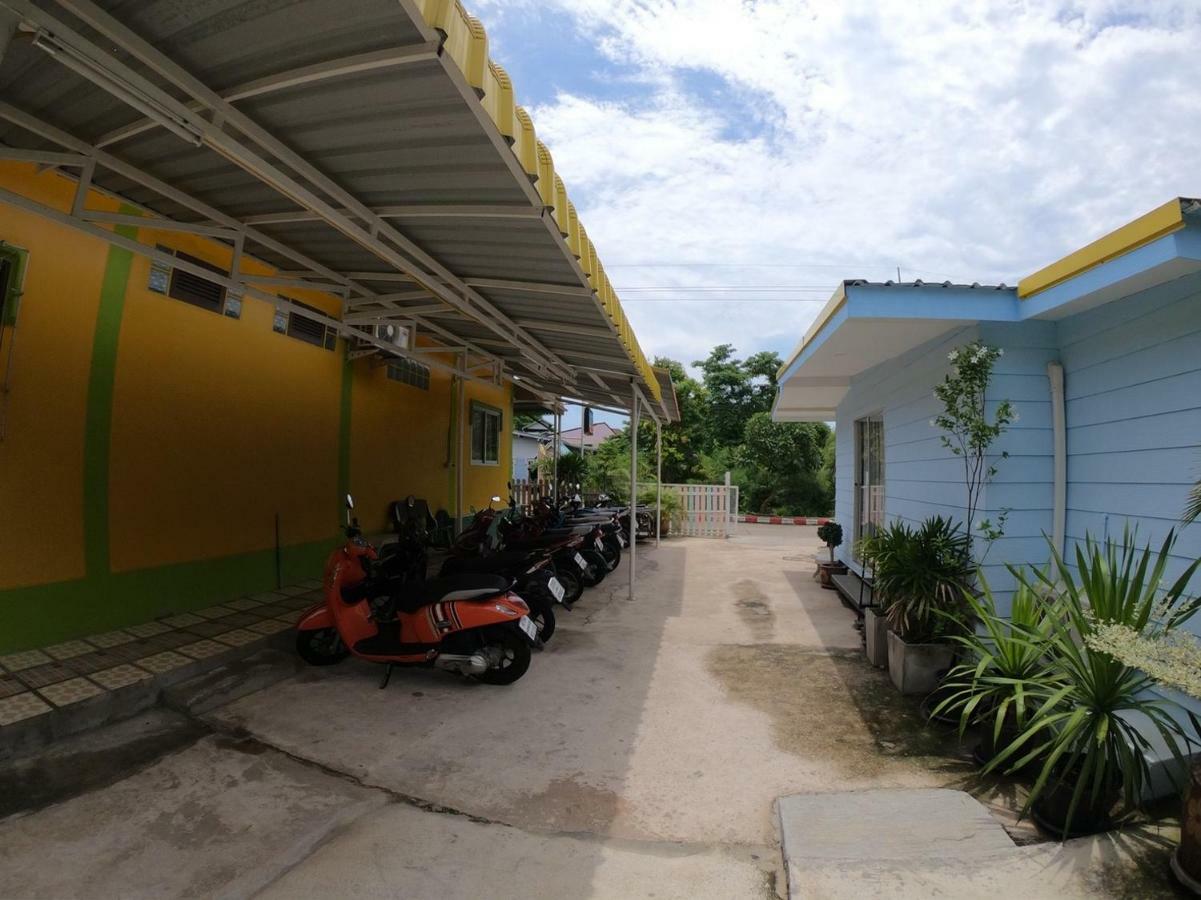 Thippawan Bungalow Ko Si Chang Luaran gambar